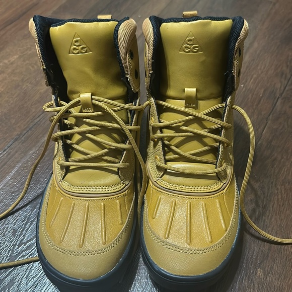 Nike Woodside 2 High ACG Boots Size 6.5 color wheat/black - Picture 9 of 15